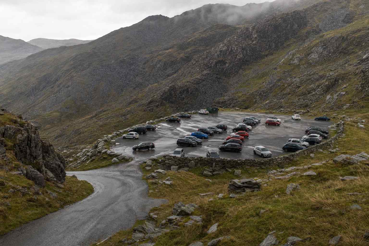 Parking in Snowdonia: Pen-y-Pass, Park and Ride and the Sherpa’r Wyddfa